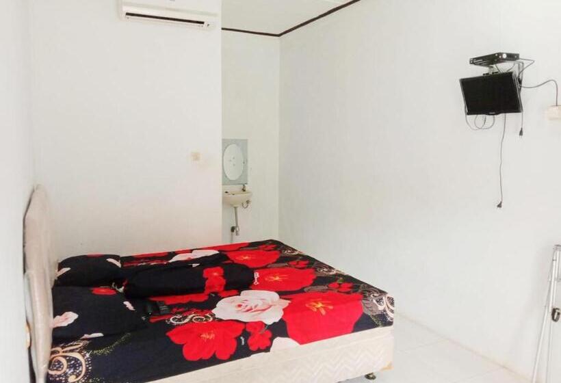 스탠다드 룸, Oyo 3303 Penginapan Putri Asih Sawarna