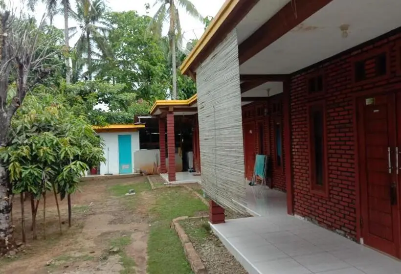 ビラホテル１ベッドルーム, Oyo 3303 Penginapan Putri Asih Sawarna