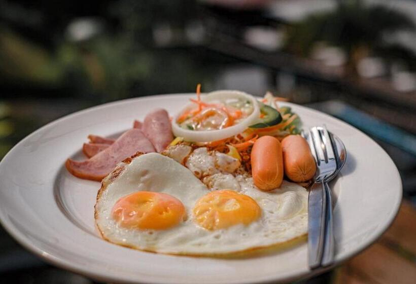 חדר סטנדרט נוף לפארק, The Hub Erawan Resort