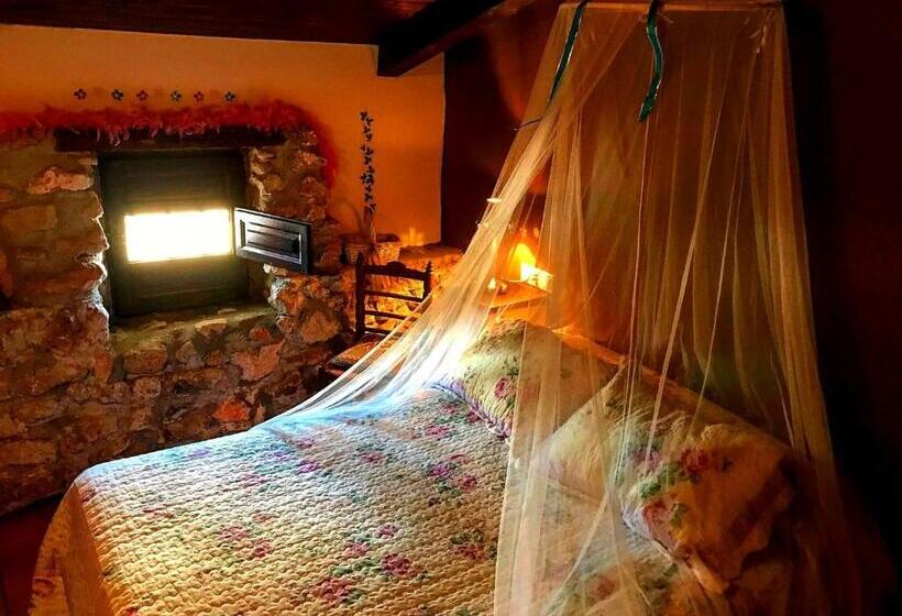 스탠다드 트리플 룸, La Quinta De Malu Romantic Hotel In Cuenca