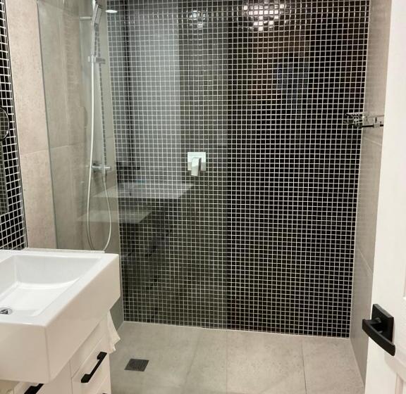 Апартаменты 1 Спальня, Broadbeach Holiday Apartments