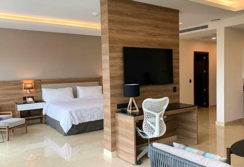 جناح سرير كينج, Holiday Inn & Suites   Puerto Vallarta Marina & Golf, An Ihg