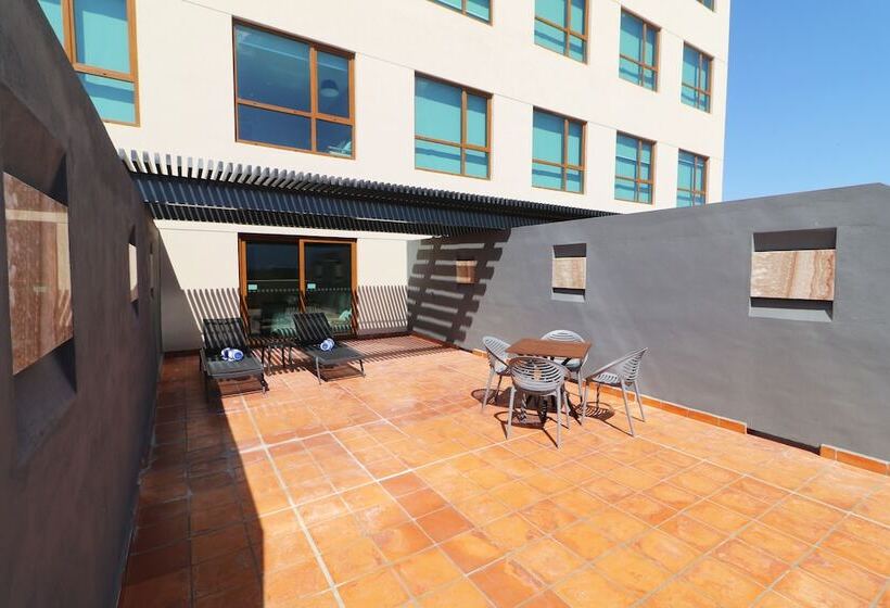 غرفه قياسيه سريرين مزدوجين, Holiday Inn & Suites   Puerto Vallarta Marina & Golf, An Ihg