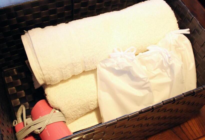 高级大房间, Monzen Okagero