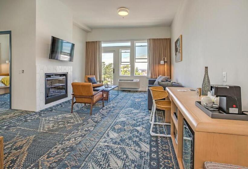 جناح غرفتين نوم, Saltline