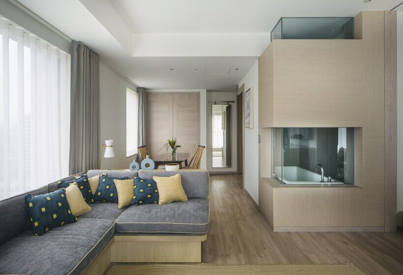 جناح, Zentis Osaka