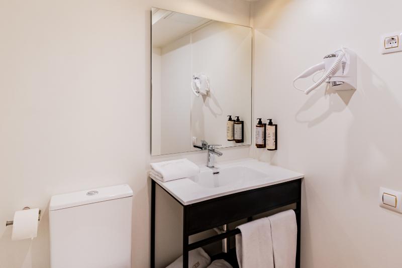 إستوديو قياسى, Zentis Osaka