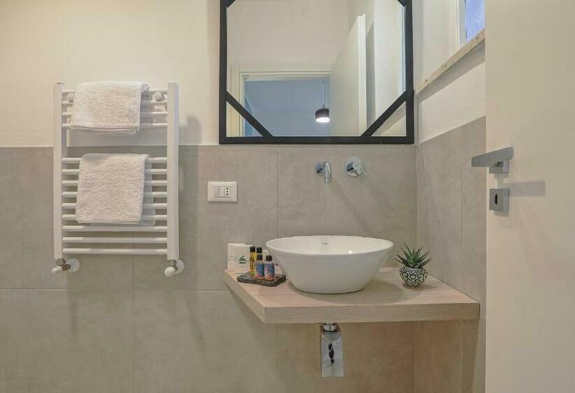 اتاق استاندارد, Libertà Central Suites