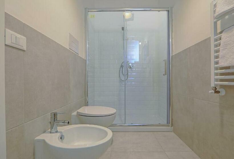 اتاق استاندارد, Libertà Central Suites