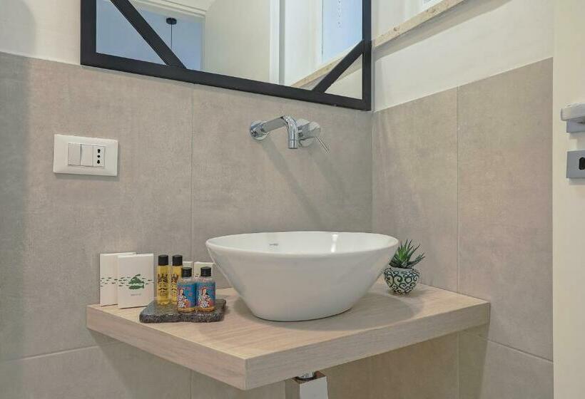 اتاق استاندارد, Libertà Central Suites