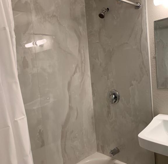 デラックスルーム, Big 7 Motel