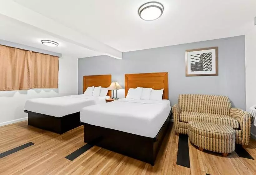 キングサイズベッドのデラックスルーム, Americas Best Value Inn Stonington Mystic