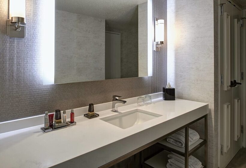 Camera Standard Letto Matrimoniale, Auburn Hills Marriott Pontiac