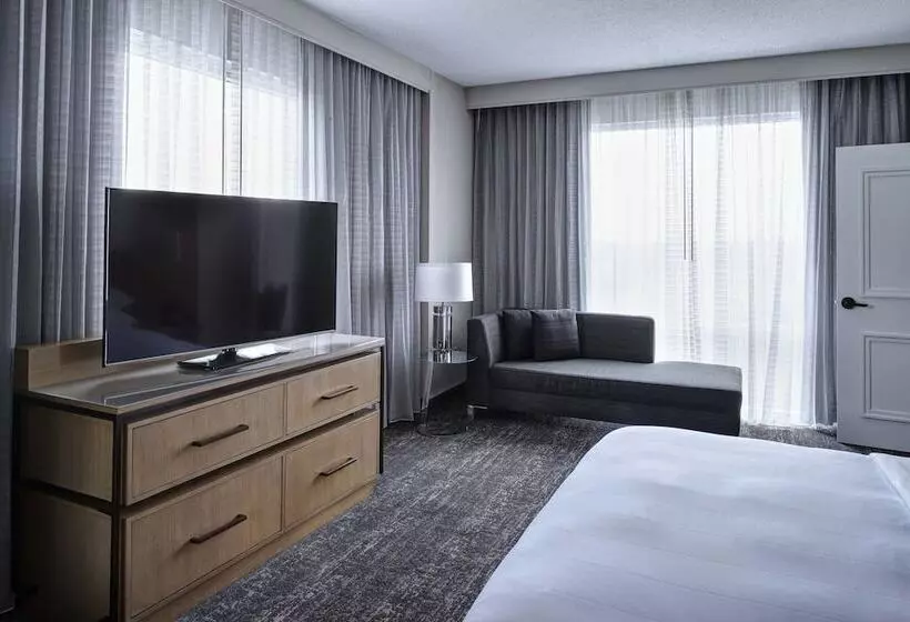 ダブルベッドスタンダードルーム, Auburn Hills Marriott Pontiac