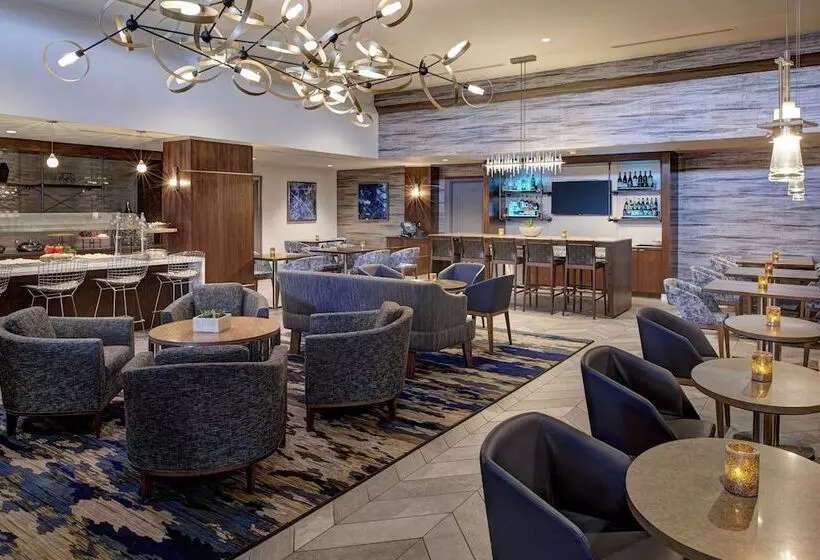 クラブルーム, Auburn Hills Marriott Pontiac