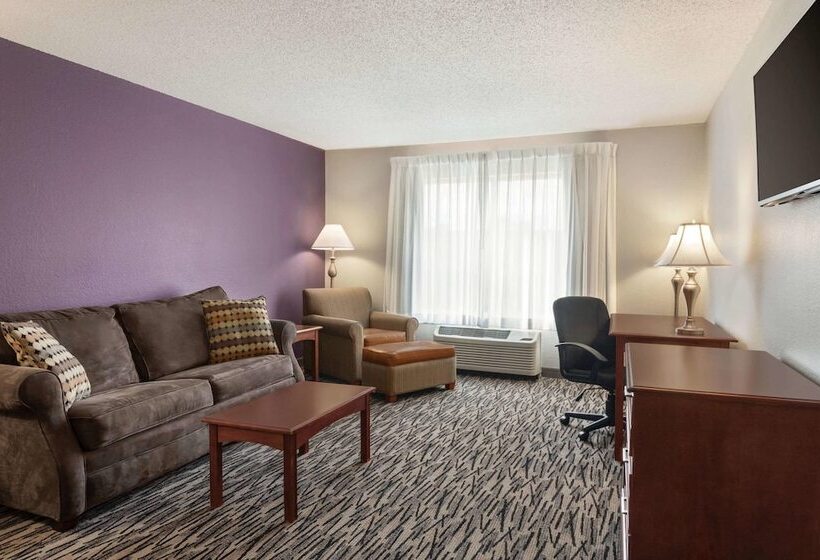 Люкс, Baymont By Wyndham Springfield I44