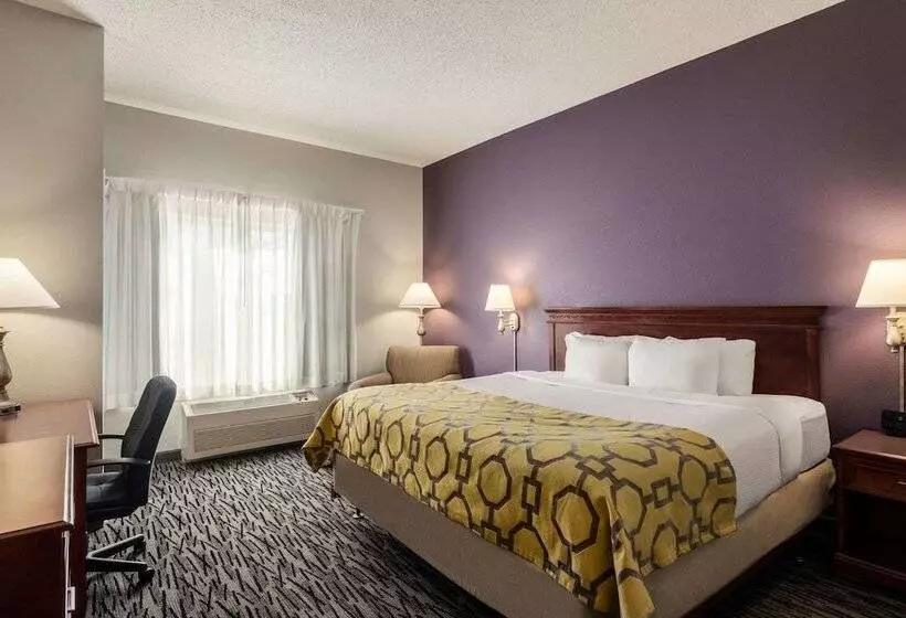 سوییت, Baymont By Wyndham Springfield I44