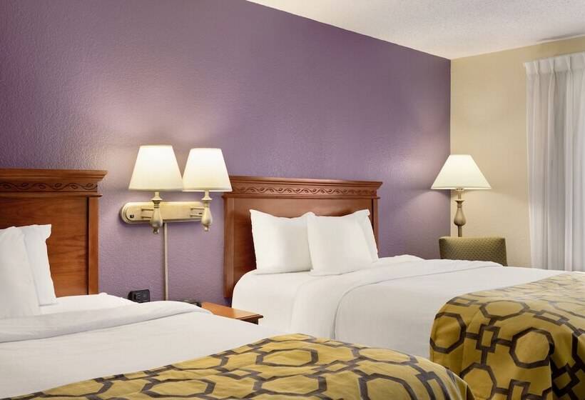 غرفه قياسيه سريرين مزدوجين, Baymont By Wyndham Springfield I44