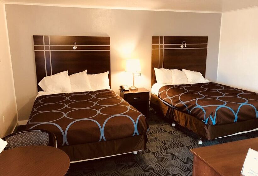 Номер Стандарт 2 Двуспальные Кровати, Berkshire Inn