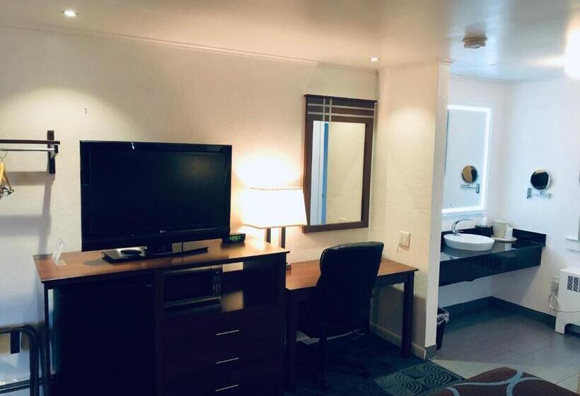 适合残疾人士使用的带超级大床的标准间, Berkshire Inn