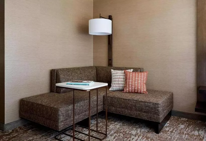 キングサイズベッドのスーペリアルーム, Chicago Marriott Southwest At Burr Ridge