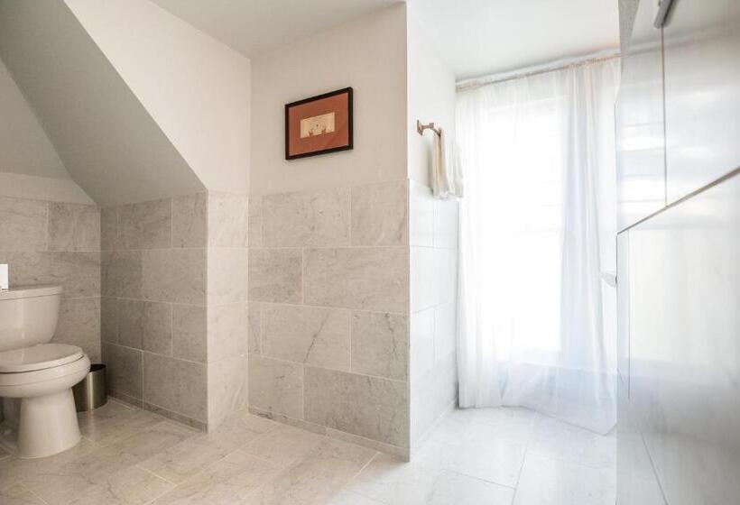 Habitació Estàndard Llit Queen, Ella