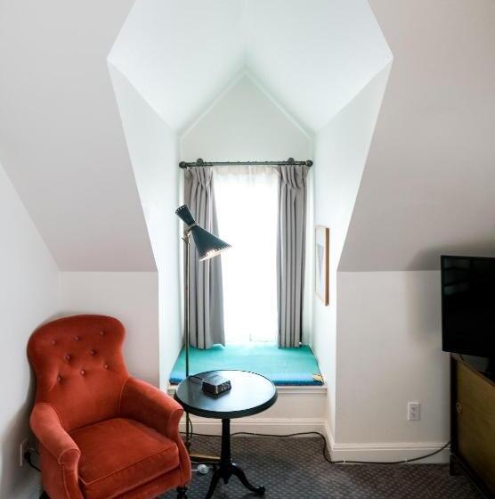 Номер Стандартный Кровать Куин, Ella