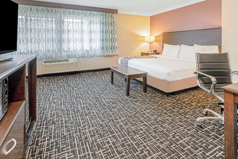 带大床的行政房间, La Quinta By Wyndham North Orem