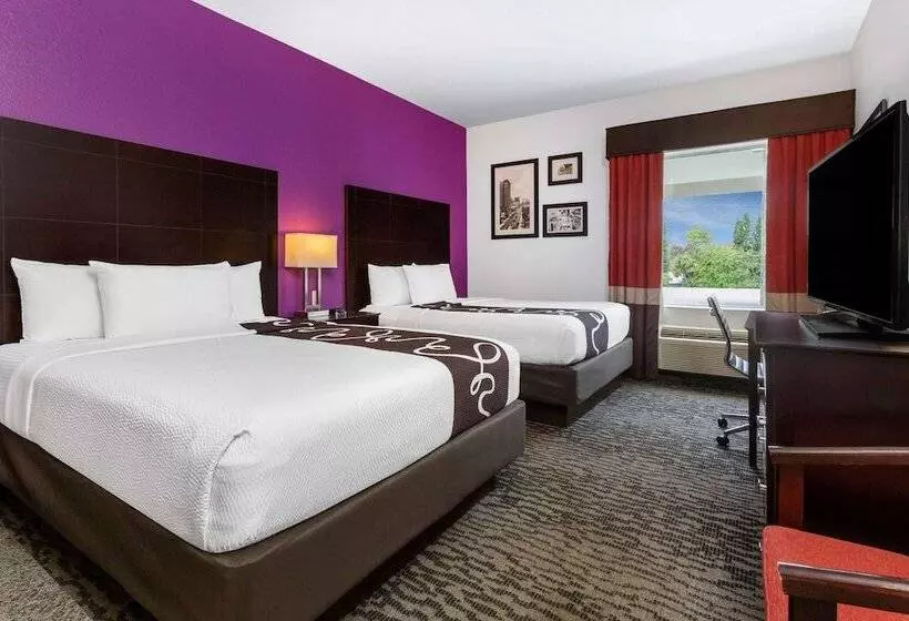 ２ダブルベッドのスタンダードルーム, La Quinta By Wyndham Tampa Bay Area Tampa South
