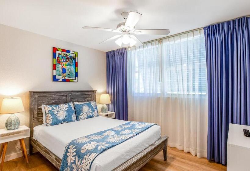 דירת שני חדרים, Sunrise Suites