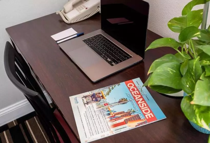 اتاق استاندارد با تخت بزرگ, The Hotel Oceanside