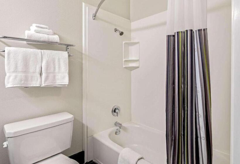 스탠다드 룸 킹사이즈 침대, The Hotel Oceanside