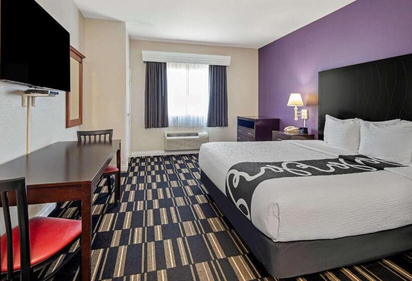 غرفة قياسية سرير كينج, The Hotel Oceanside