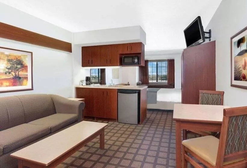 スイート（家族用）, Microtel Inn & Suites By Wyndham Rapid City