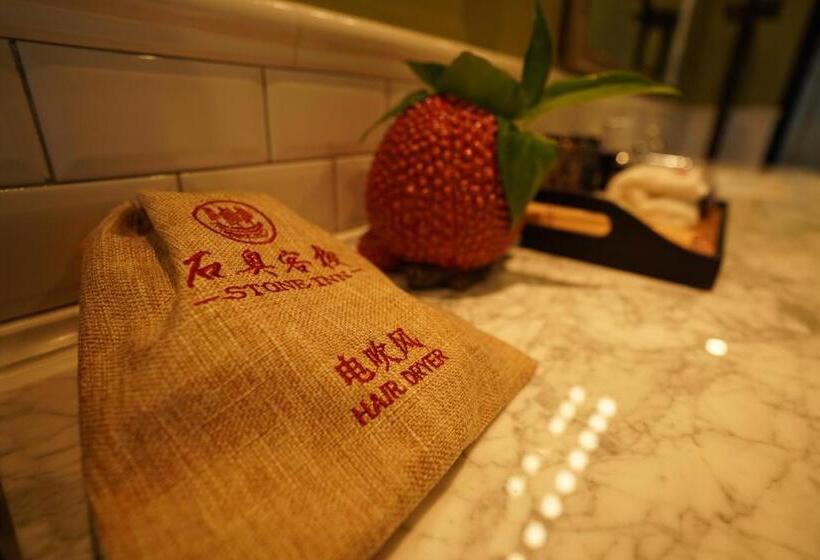 Люкс с Балконом, Guangzhou Nansha Stone Inn