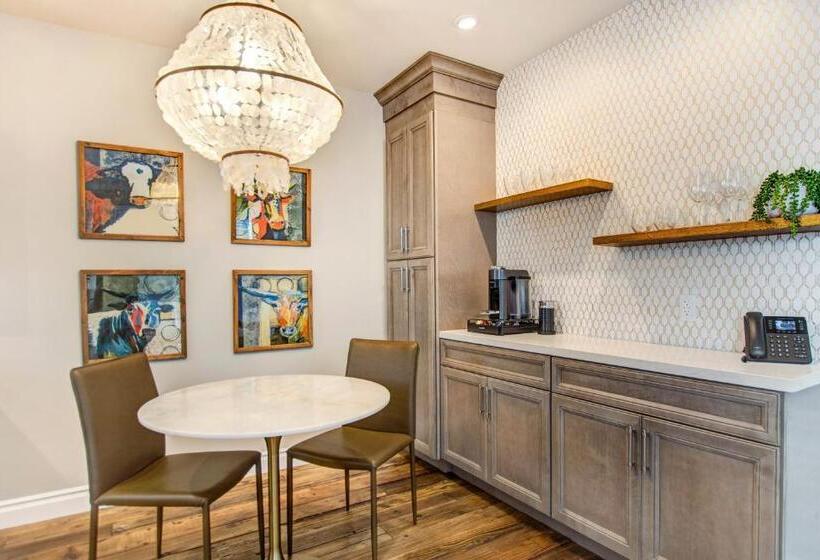 高级套房, Sonoma Bungalows