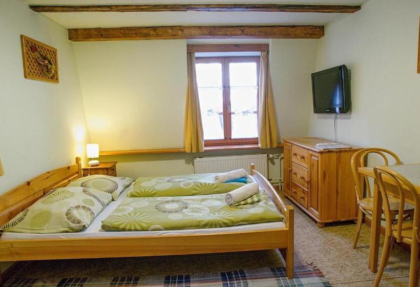 آپارتمان 2 خوابه, Penzión Pod Bránou