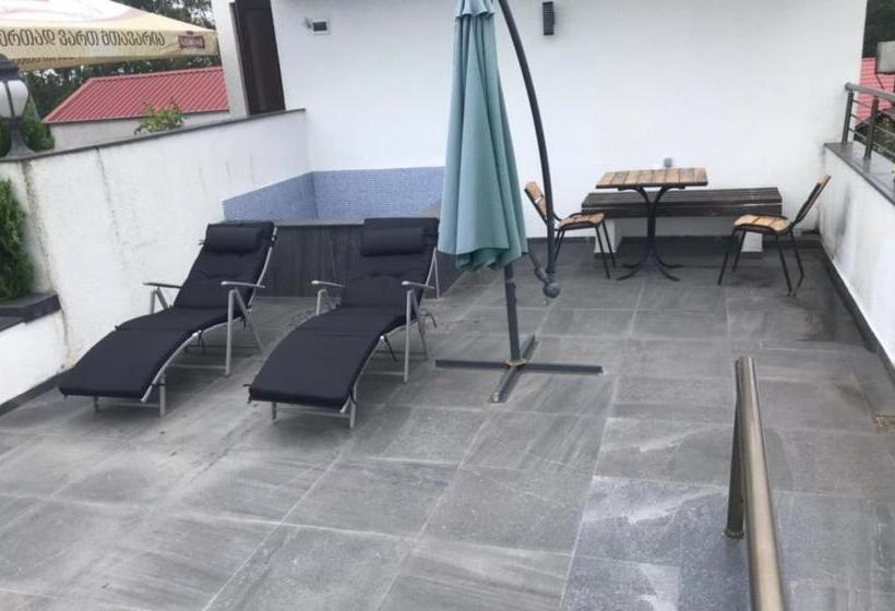 آپارتمان 1 خوابه با تراس, Aparthotel Family