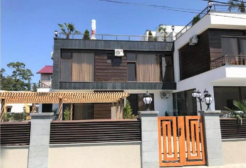 استودیو استاندارد با بالکن, Aparthotel Family