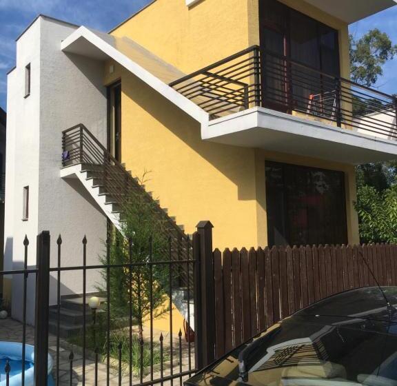 آپارتمان 1 خوابه با بالکن, Aparthotel Family