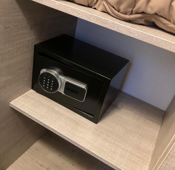 آپارتمان 1 خوابه با تراس, Aparthotel Family