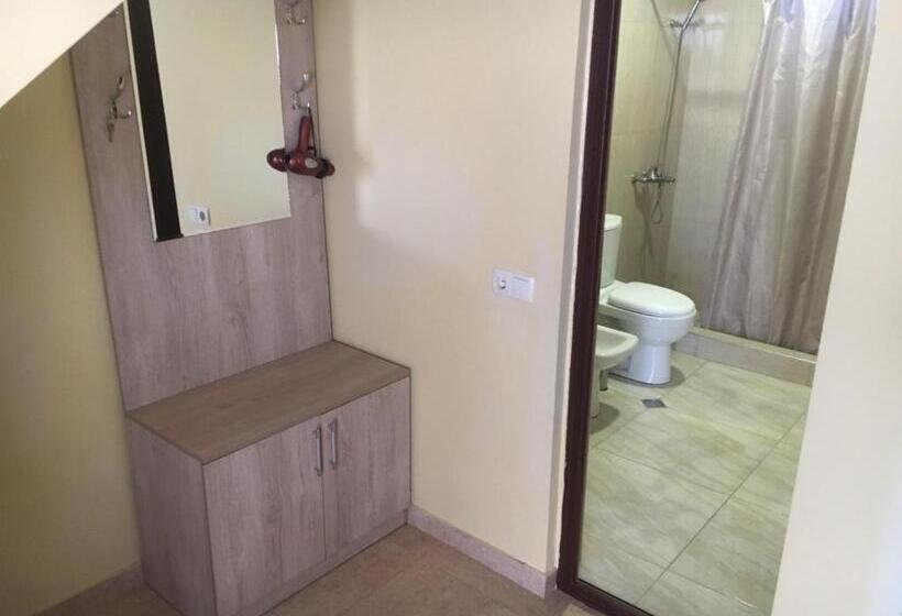 آپارتمان دوبلکس 1 خوابه, Aparthotel Family