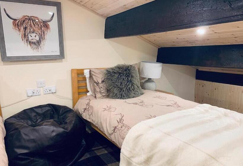 1间卧室的房子, Cocketts