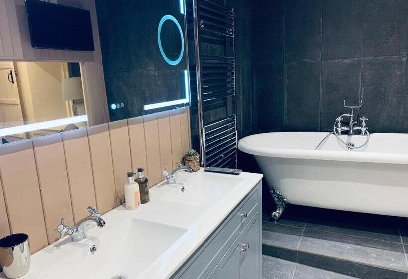 1间卧室的房子, Cocketts