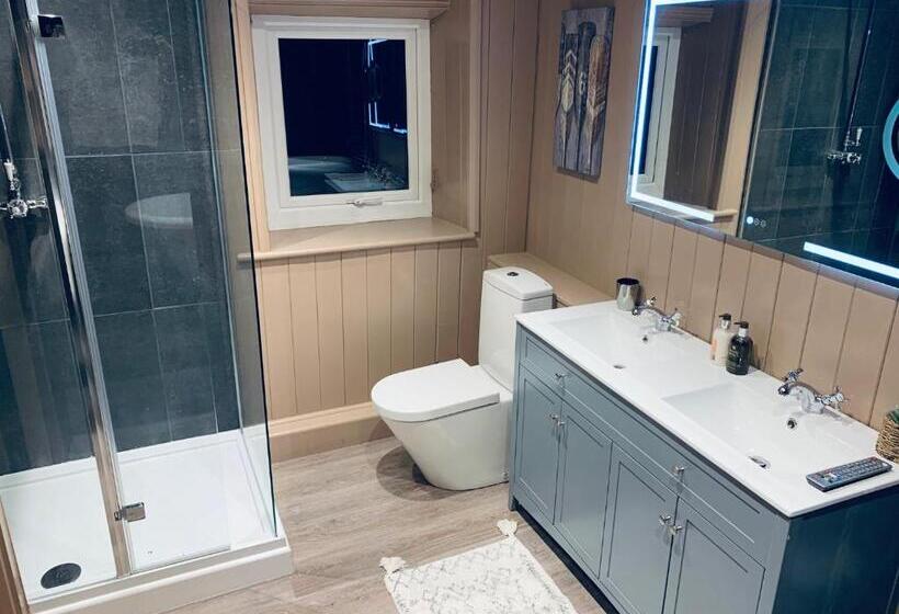 1间卧室的房子, Cocketts