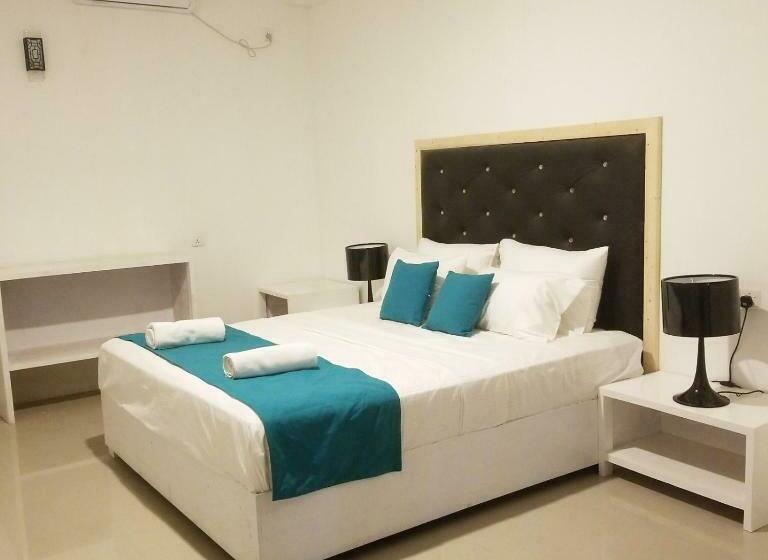 스탠다드 룸 킹사이즈 침대, One World Mirissa