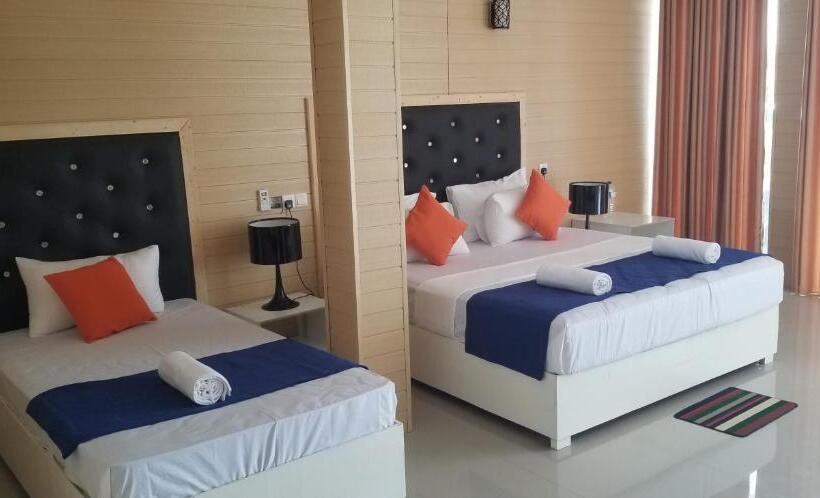 바다 전망 디럭스 3인룸, One World Mirissa