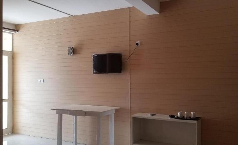 바다 전망 디럭스 3인룸, One World Mirissa