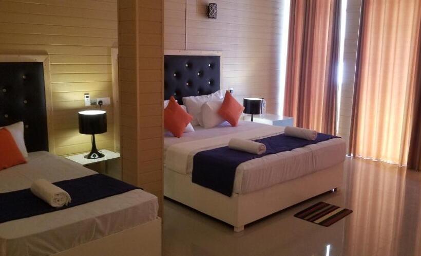 바다 전망 디럭스 3인룸, One World Mirissa