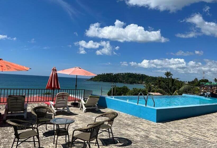 트리플 클래식 룸, One World Mirissa